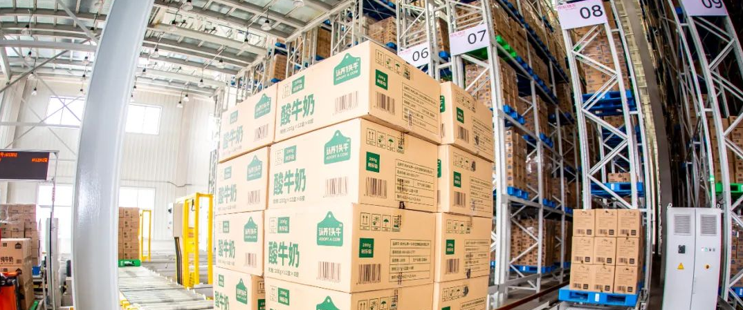 乳制品行業(yè)新秀“認(rèn)養(yǎng)一頭?！钡墓?yīng)鏈做對(duì)了什么？