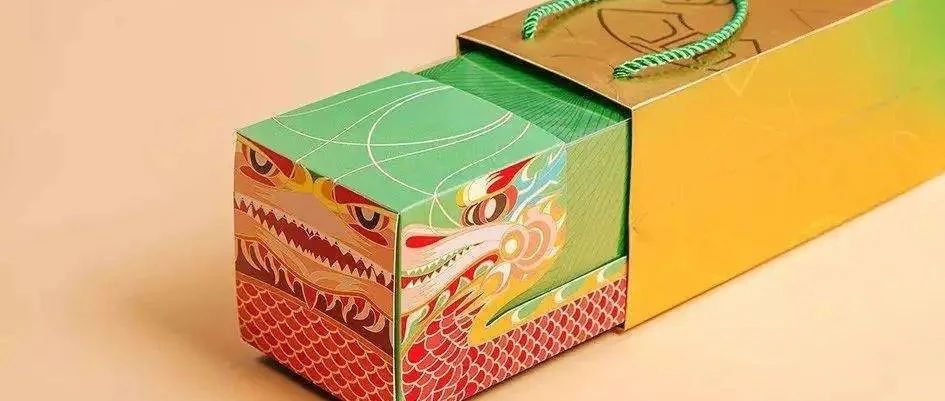 奢侈品電商，用驚喜包裝招攬回頭客